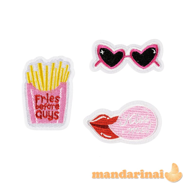 Iron on patches Kiss me, mix, 4.5-6.5x3-6 cm (1 pkt / 3 pc.)