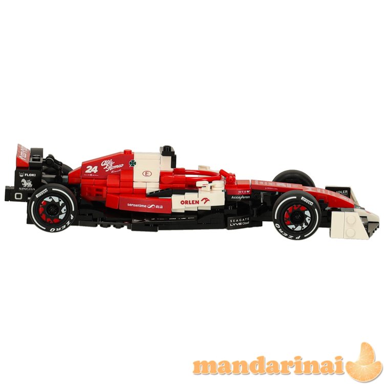 RC automobilis 1:24 Alfa Romeo F1 C42 blokai